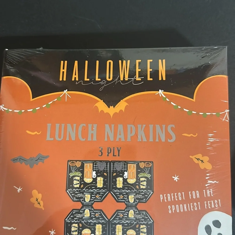 T.J.Maxx set each